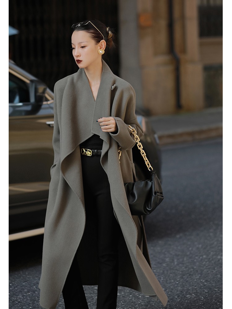 Mogas Poison Home Custom Cool Luxury White Wool Coat Large Profile Temperament Slender Long Coat Women Autumn