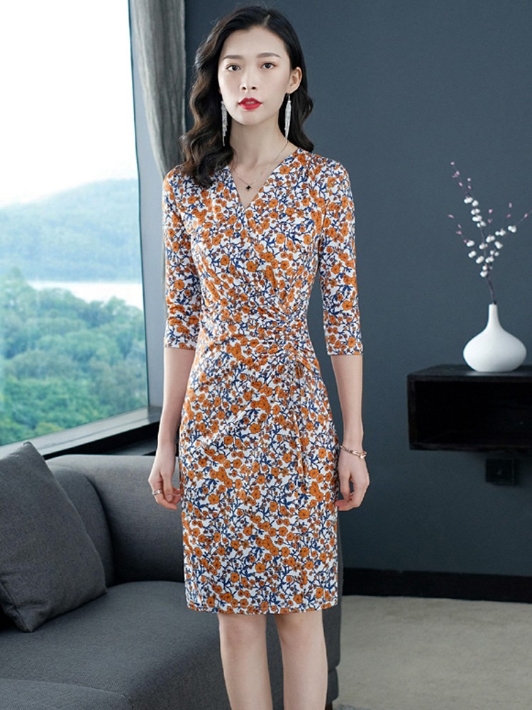 Autumn new style V-neck waist slimming floral mid-sleeve dress belly-covering elastic medium summer hip skirt